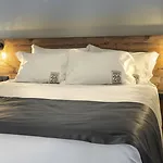 Bed & Breakfast Porta 20 Boutique Leiria