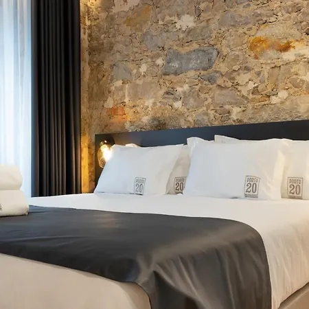 Porta 20 Boutique לייריה