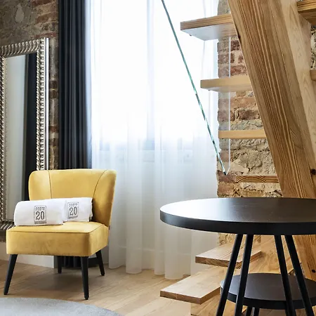 Porta 20 Boutique לינה וארוחת בוקר