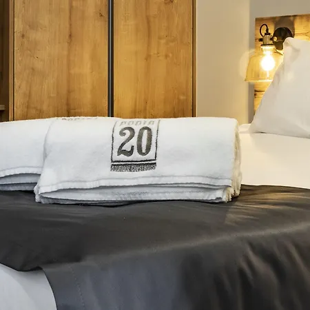 Porta 20 Boutique לינה וארוחת בוקר לייריה