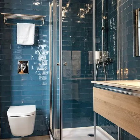 לינה וארוחת בוקר Porta 20 Boutique 4*