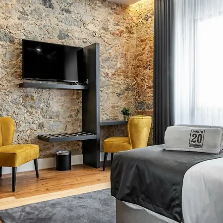 לינה וארוחת בוקר Porta 20 Boutique 4*