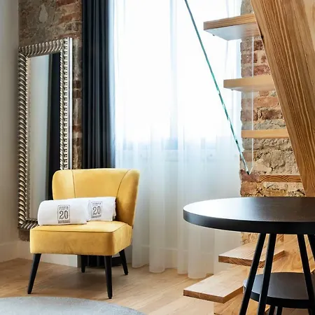 לינה וארוחת בוקר Porta 20 Boutique 4*